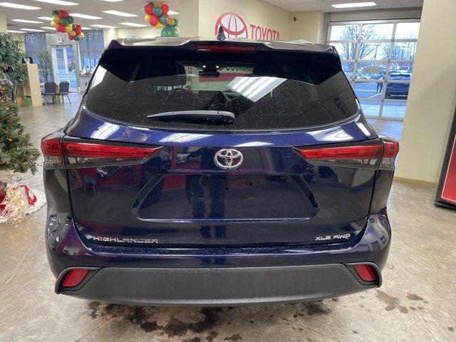 used 2022 Toyota Highlander car, priced at $39,516