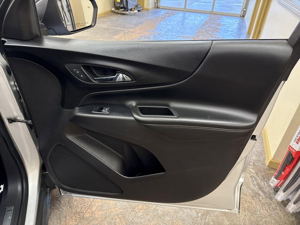 used 2020 Chevrolet Equinox car, priced at $19,587