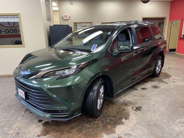 used 2024 Toyota Sienna car, priced at $45,404