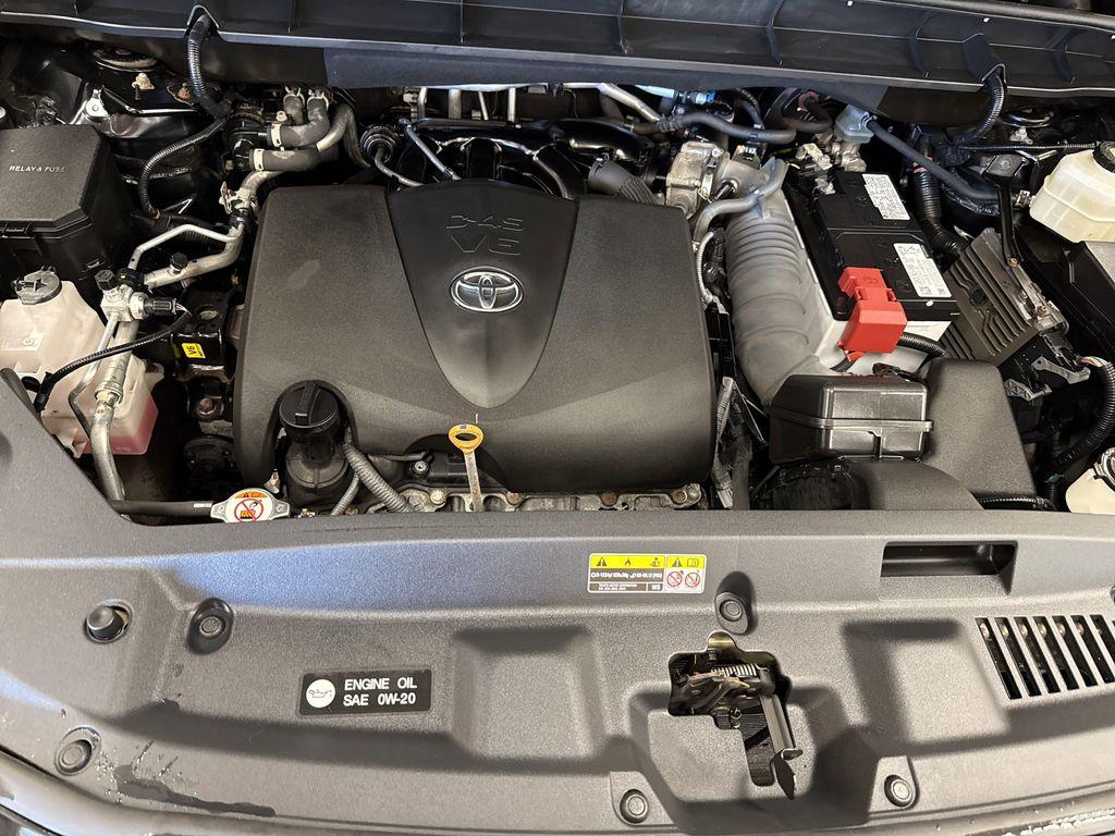 used 2022 Toyota Highlander car, priced at $37,946