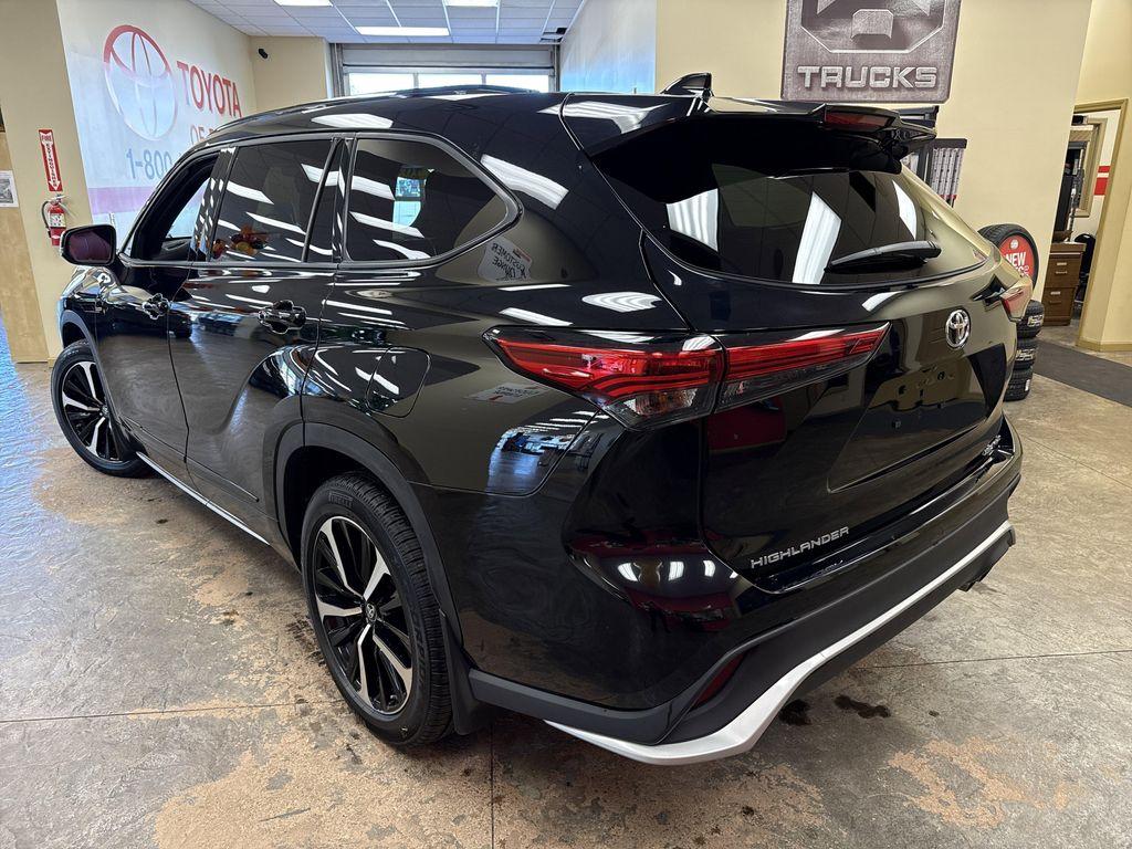 used 2022 Toyota Highlander car, priced at $37,946