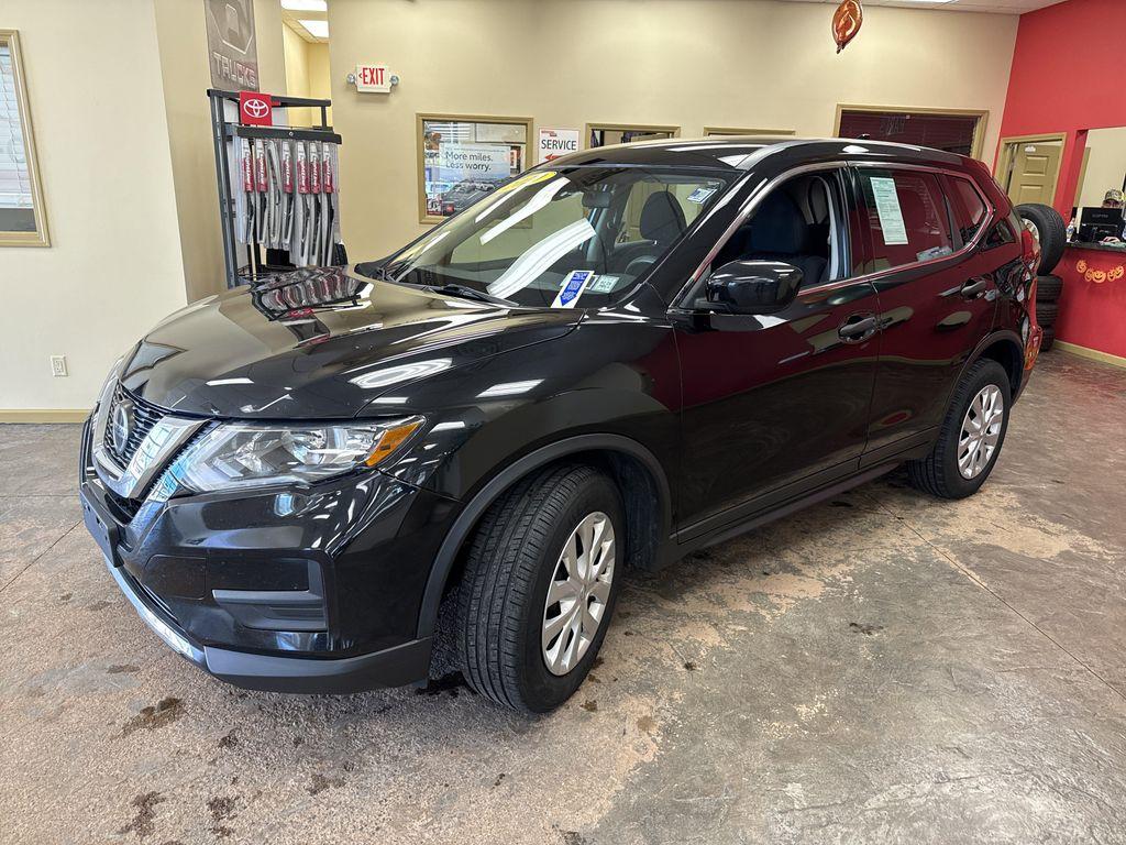 used 2020 Nissan Rogue car, priced at $15,592