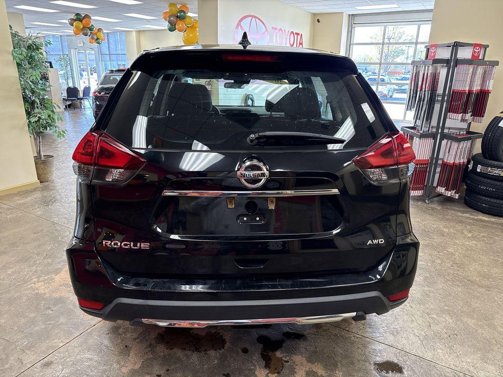 used 2020 Nissan Rogue car, priced at $15,592