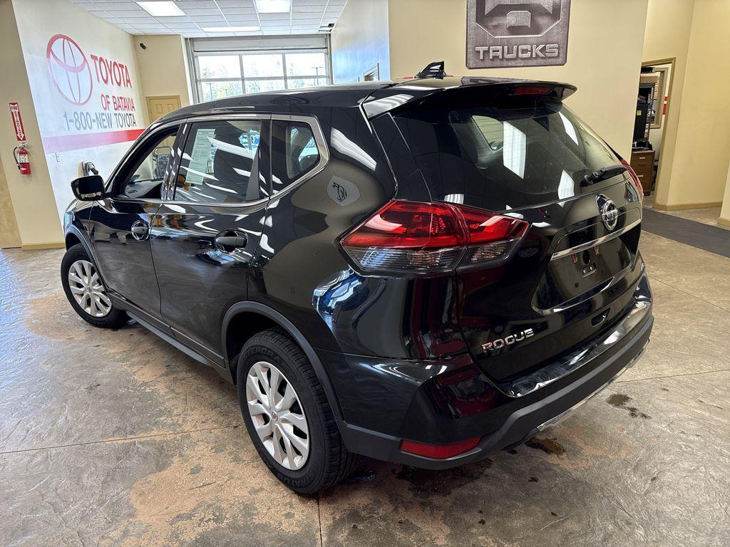 used 2020 Nissan Rogue car, priced at $15,592