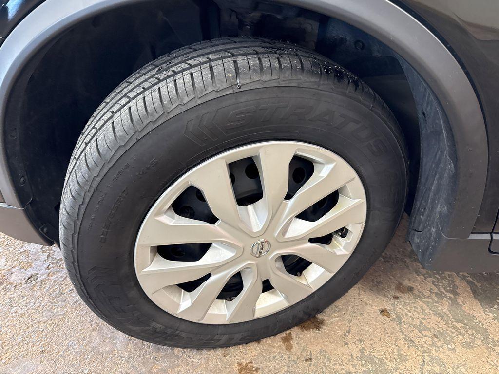 used 2020 Nissan Rogue car, priced at $15,592