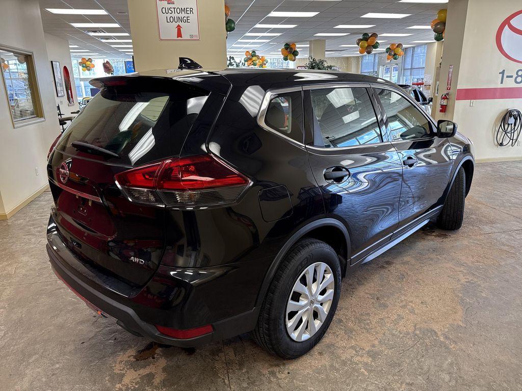 used 2020 Nissan Rogue car, priced at $15,592