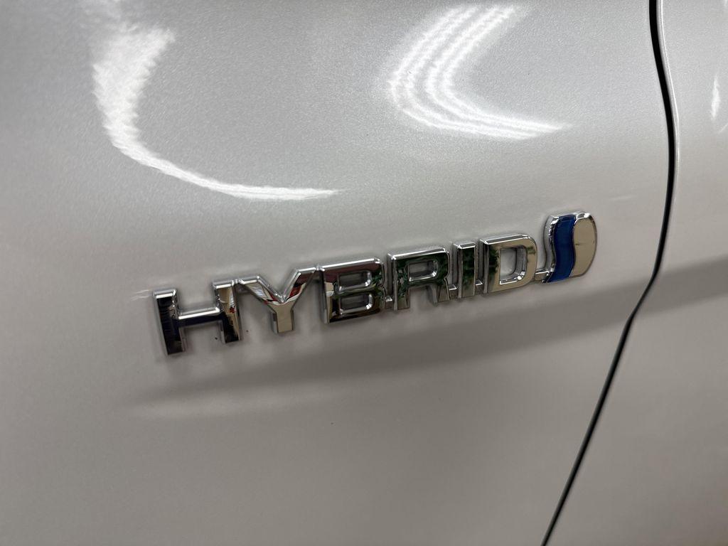 used 2020 Toyota Camry Hybrid car, priced at $26,834