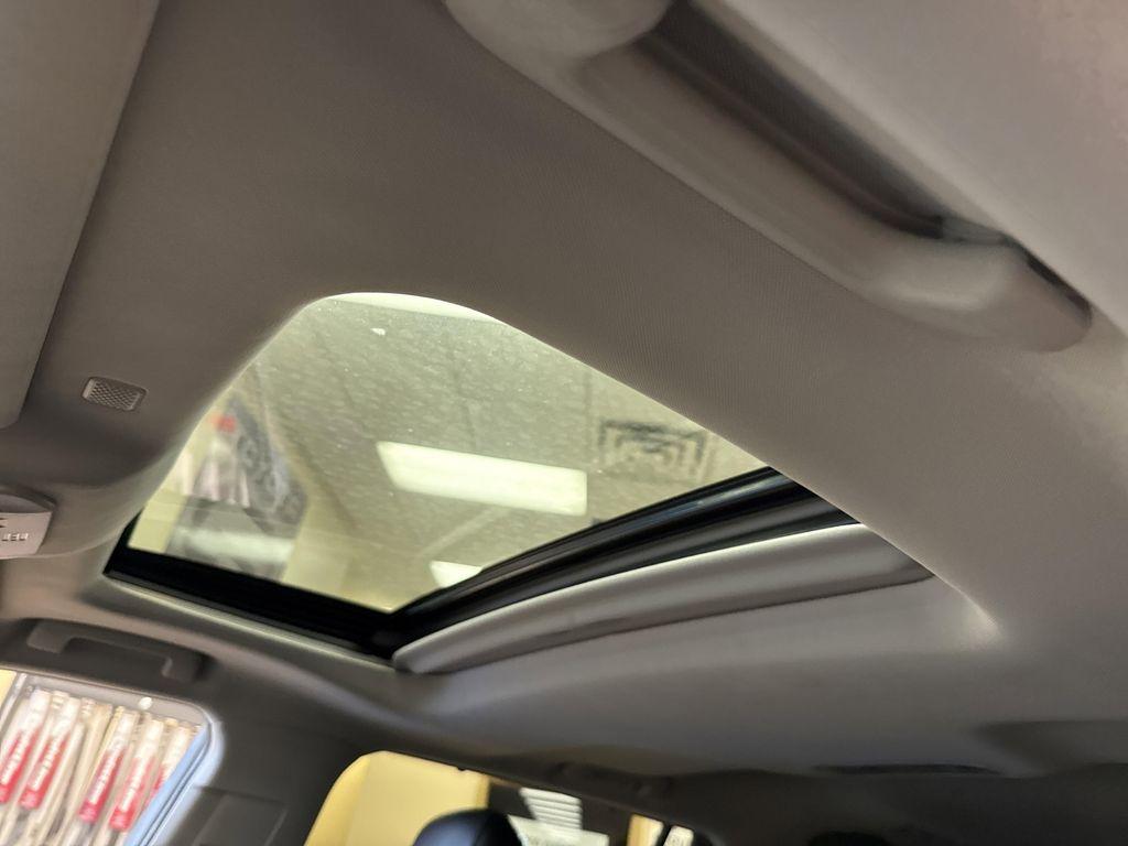 used 2022 Toyota Highlander car, priced at $37,527