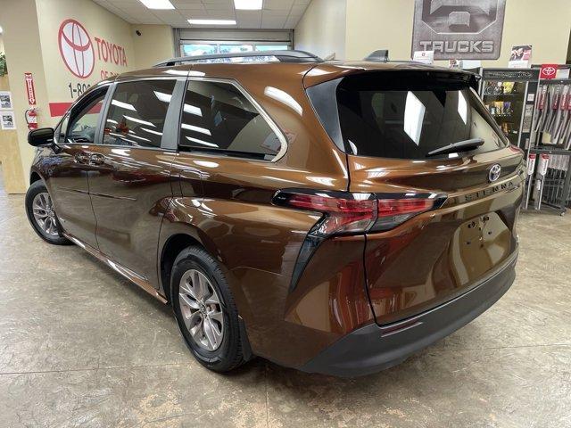 used 2021 Toyota Sienna car, priced at $37,932