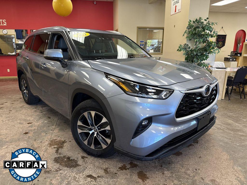 used 2021 Toyota Highlander car, priced at $34,950