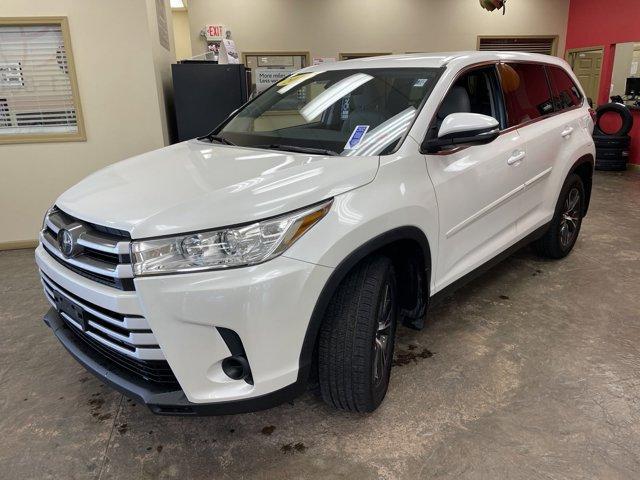 used 2019 Toyota Highlander car, priced at $25,584