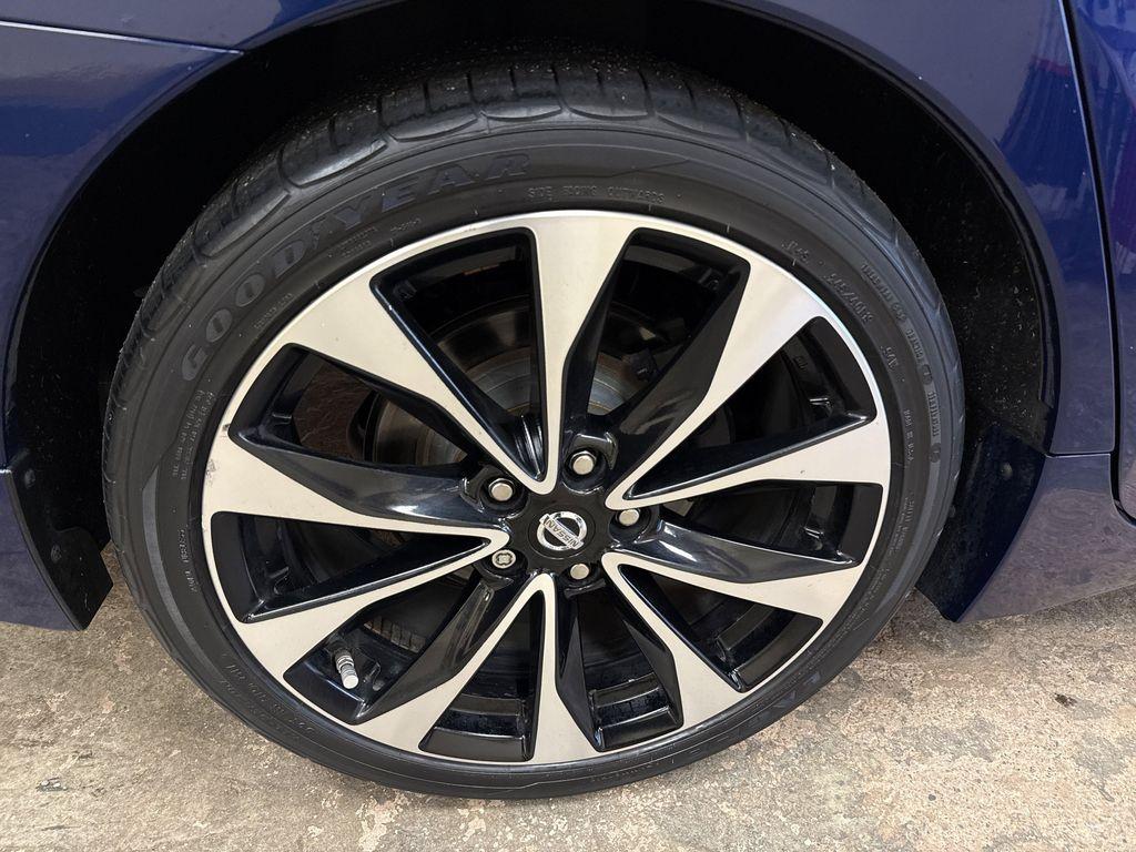 used 2018 Nissan Maxima car, priced at $18,962