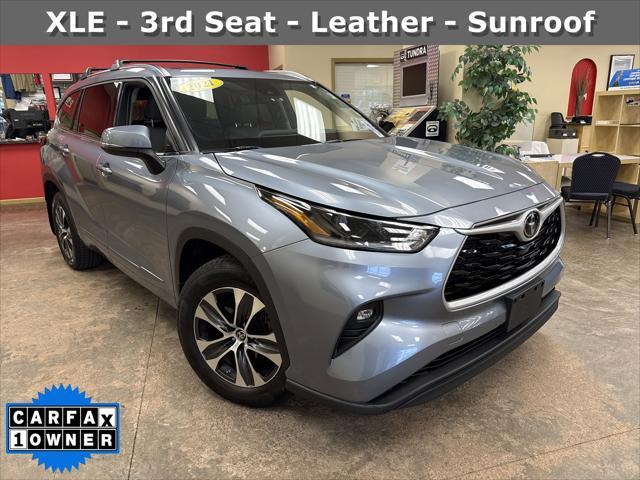 used 2021 Toyota Highlander car, priced at $35,946