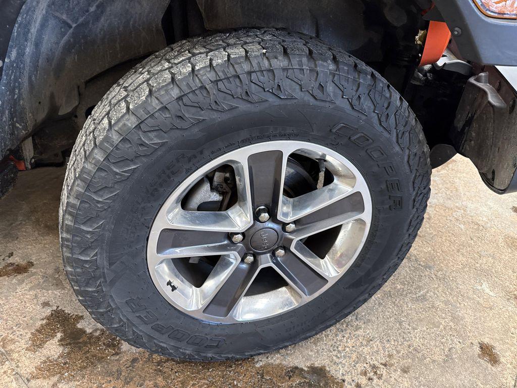 used 2020 Jeep Wrangler Unlimited car, priced at $30,550