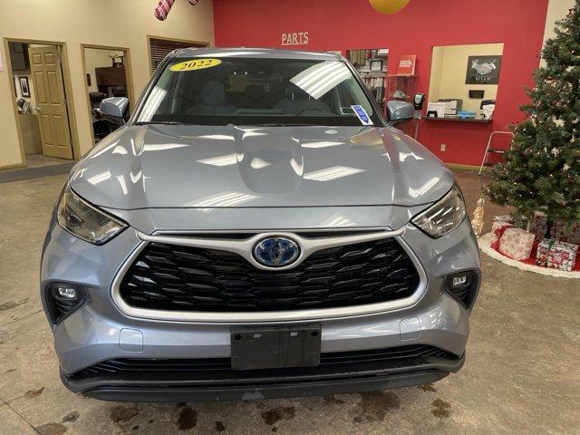 used 2022 Toyota Highlander Hybrid car, priced at $35,538