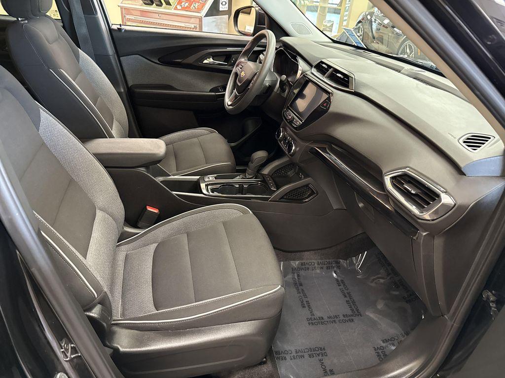 used 2021 Chevrolet TrailBlazer car, priced at $19,954