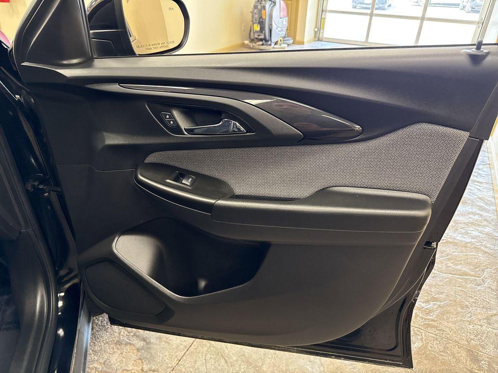 used 2021 Chevrolet TrailBlazer car, priced at $19,954