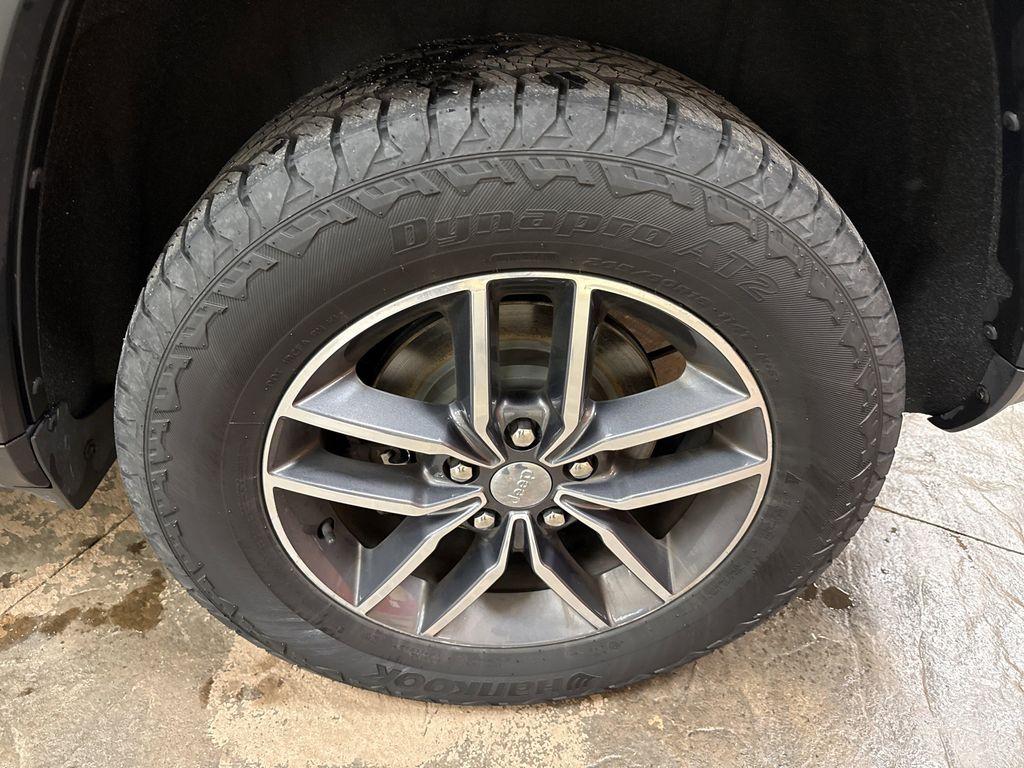 used 2018 Jeep Grand Cherokee car, priced at $19,975