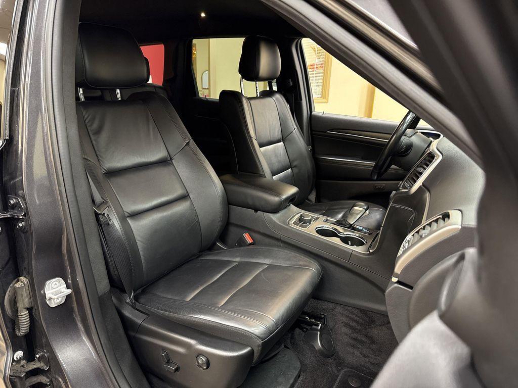 used 2018 Jeep Grand Cherokee car, priced at $19,975
