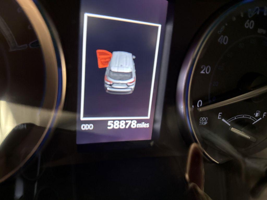 used 2019 Toyota Highlander Hybrid car, priced at $36,558
