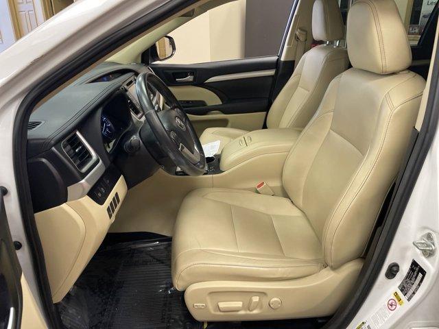 used 2018 Toyota Highlander car, priced at $26,565