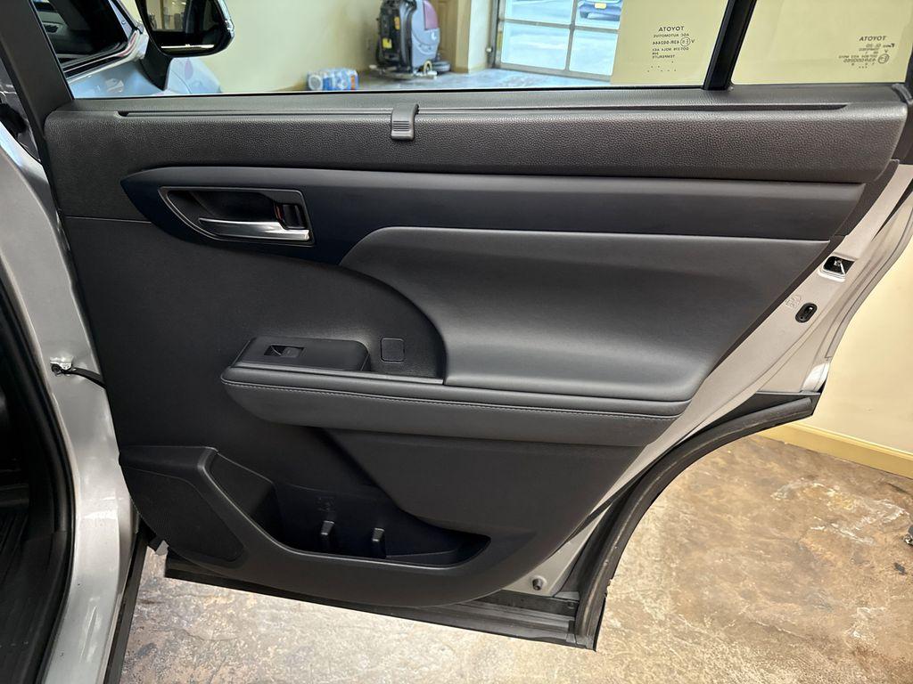 used 2022 Toyota Highlander car, priced at $36,934