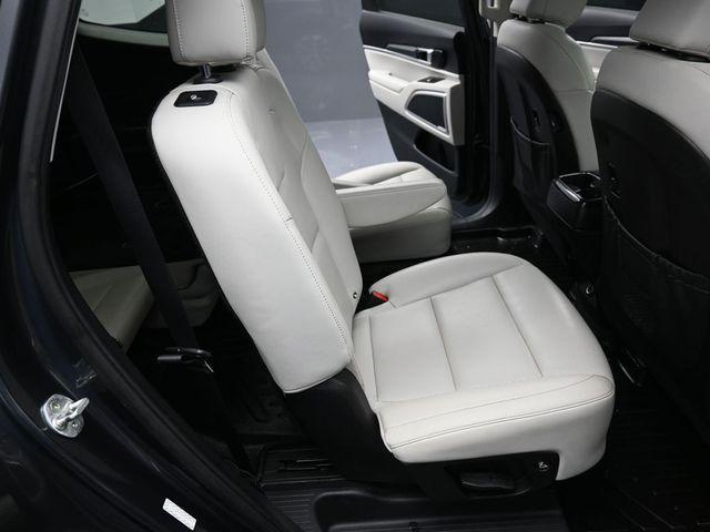 used 2022 Kia Telluride car, priced at $30,990