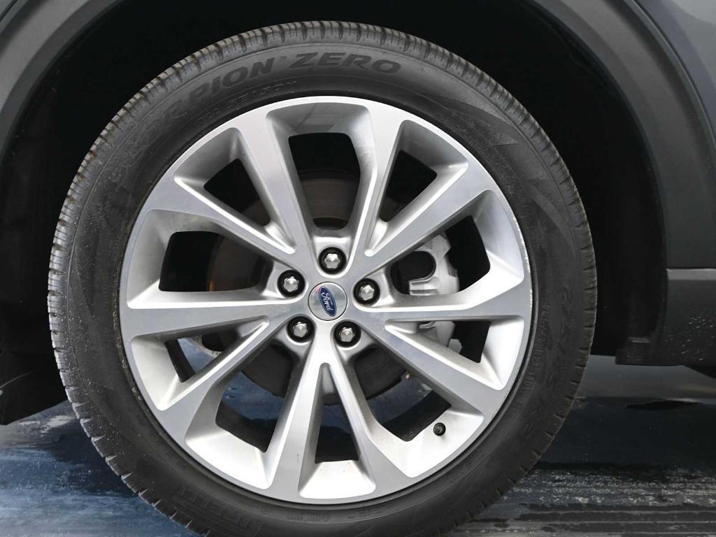 used 2021 Ford Explorer car, priced at $25,389