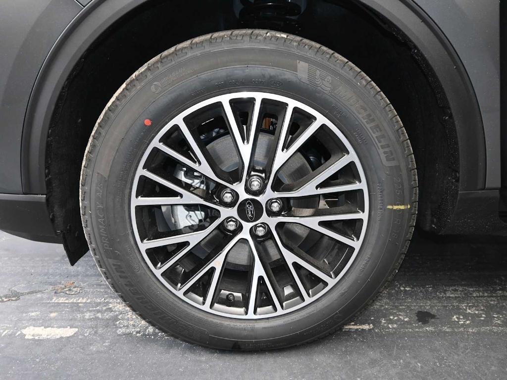 new 2025 Ford Escape car, priced at $31,962