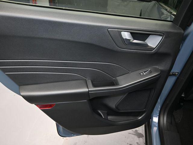 new 2025 Ford Escape car, priced at $38,403