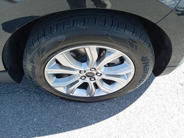 used 2024 Ford Edge car, priced at $31,299