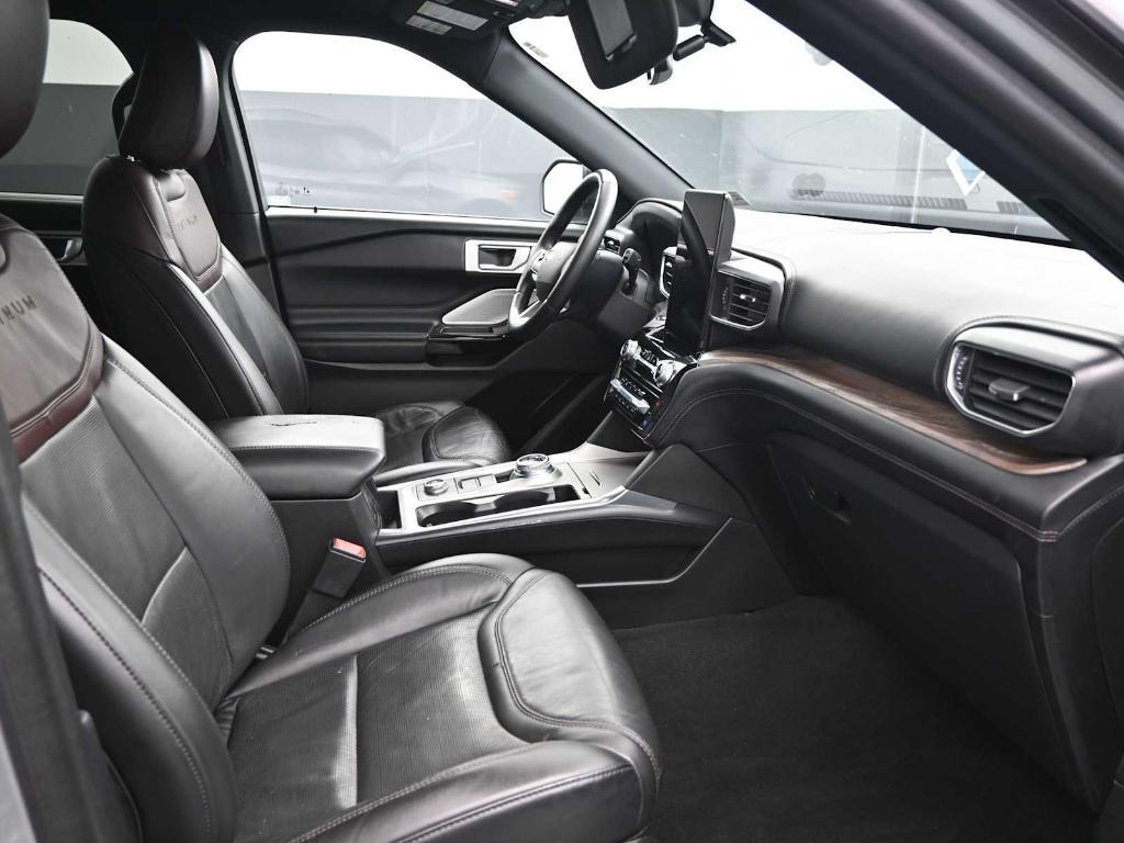 used 2022 Ford Explorer car, priced at $32,999