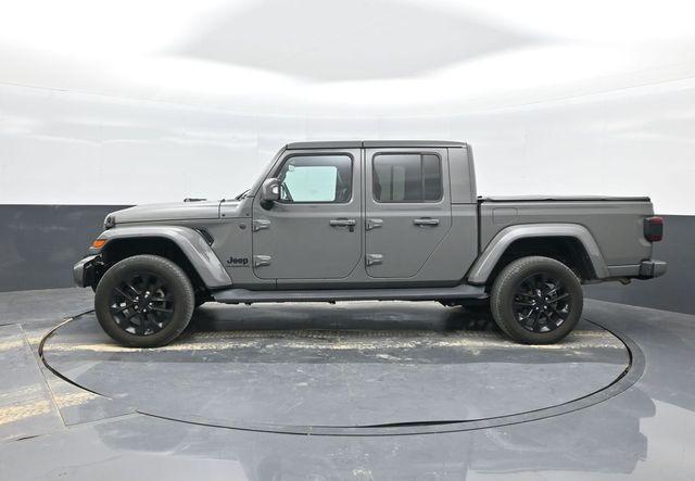 used 2022 Jeep Gladiator car, priced at $35,499