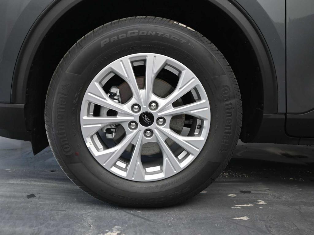 new 2025 Ford Escape car, priced at $30,245