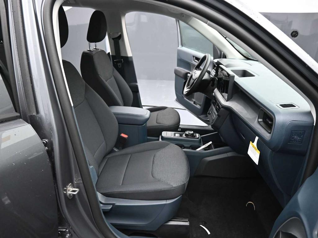 new 2025 Ford Maverick car