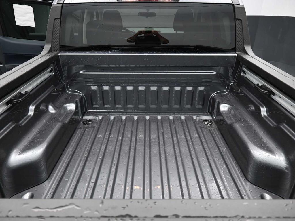 new 2025 Ford Maverick car