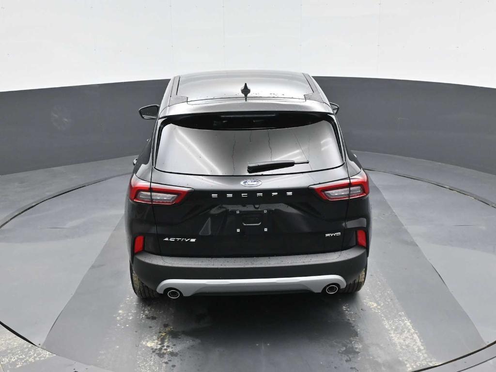 new 2025 Ford Escape car, priced at $30,245