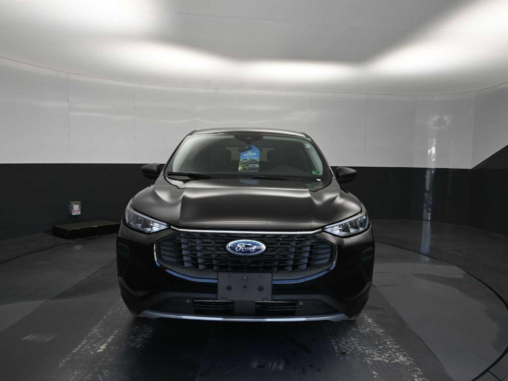 new 2025 Ford Escape car, priced at $30,245