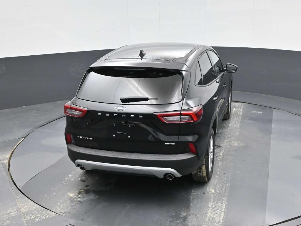 new 2025 Ford Escape car, priced at $30,245