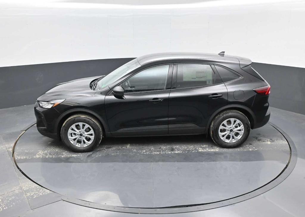 new 2025 Ford Escape car, priced at $30,245