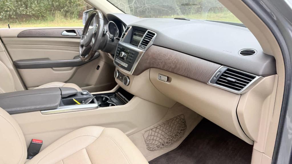 used 2014 Mercedes-Benz M-Class car, priced at $12,996