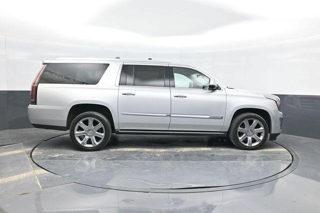 used 2018 Cadillac Escalade ESV car, priced at $29,859