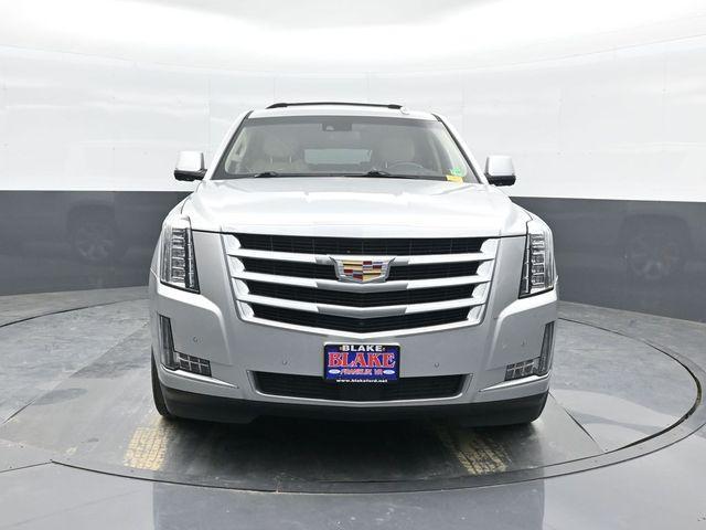 used 2018 Cadillac Escalade ESV car, priced at $29,859