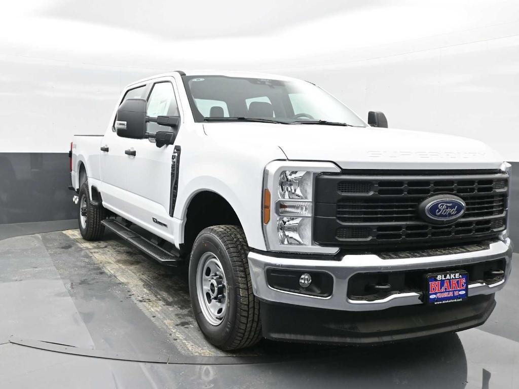 new 2025 Ford F-350 car, priced at $69,915
