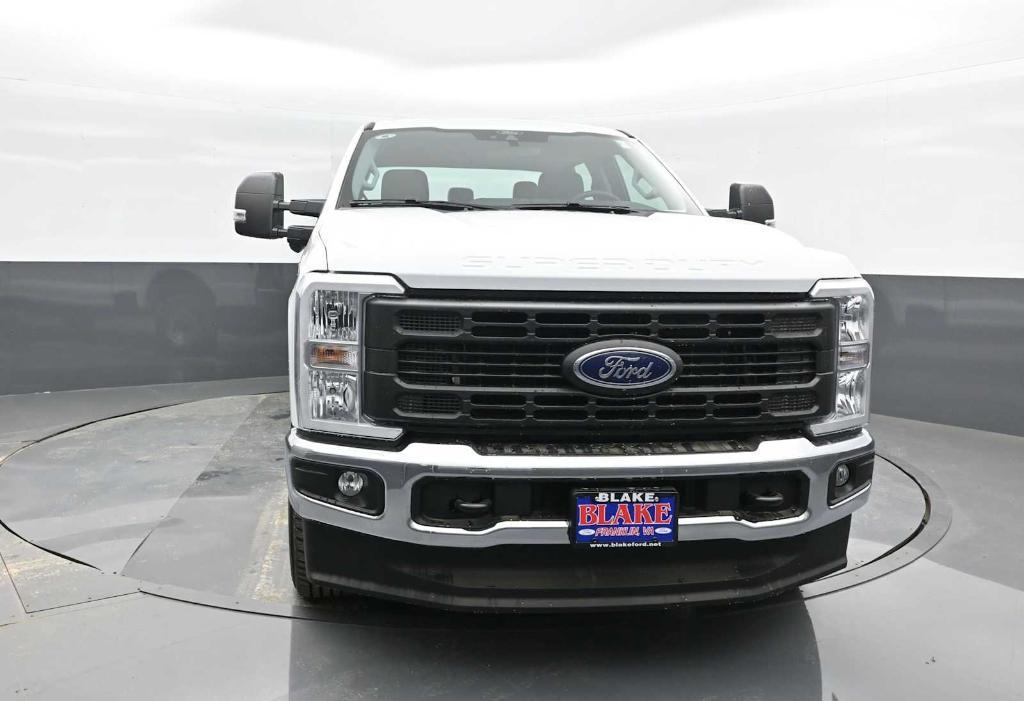 new 2025 Ford F-350 car, priced at $69,915