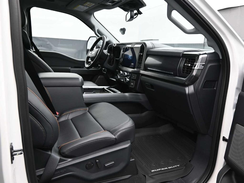 new 2025 Ford F-250 car, priced at $89,935