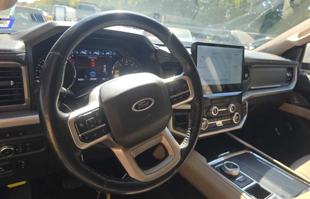 used 2022 Ford Expedition car, priced at $30,887