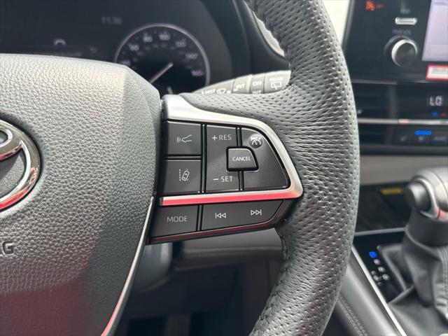 new 2024 Toyota Sienna car, priced at $55,494