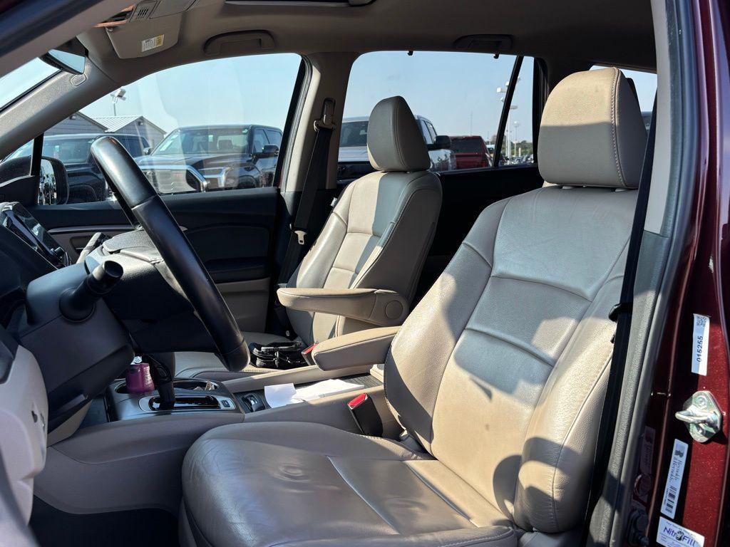 used 2019 Honda Pilot car, priced at $20,037