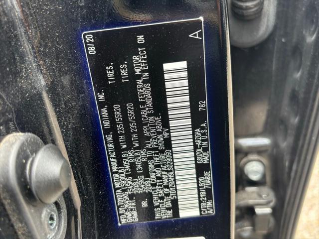 used 2020 Toyota Highlander car, priced at $33,727